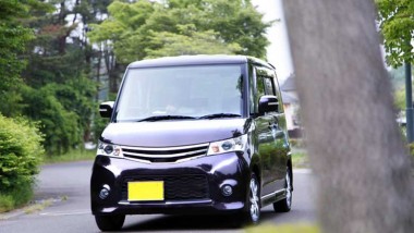 黄色ナンバーの軽自動車