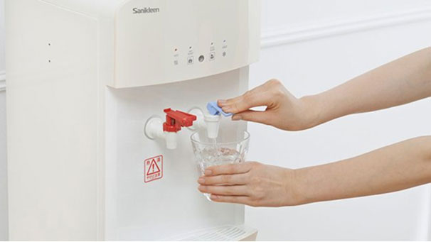 ウォーターサーバー